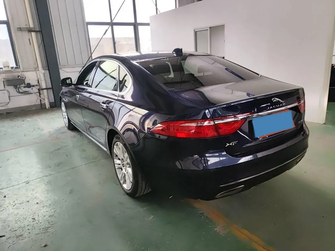 2018 Mercedes-Benz E Class 2.0T 184HP L4 9AT,autocango,china used car exporter,china ev exporter,chinese used car exporter,chinese used ev exporter