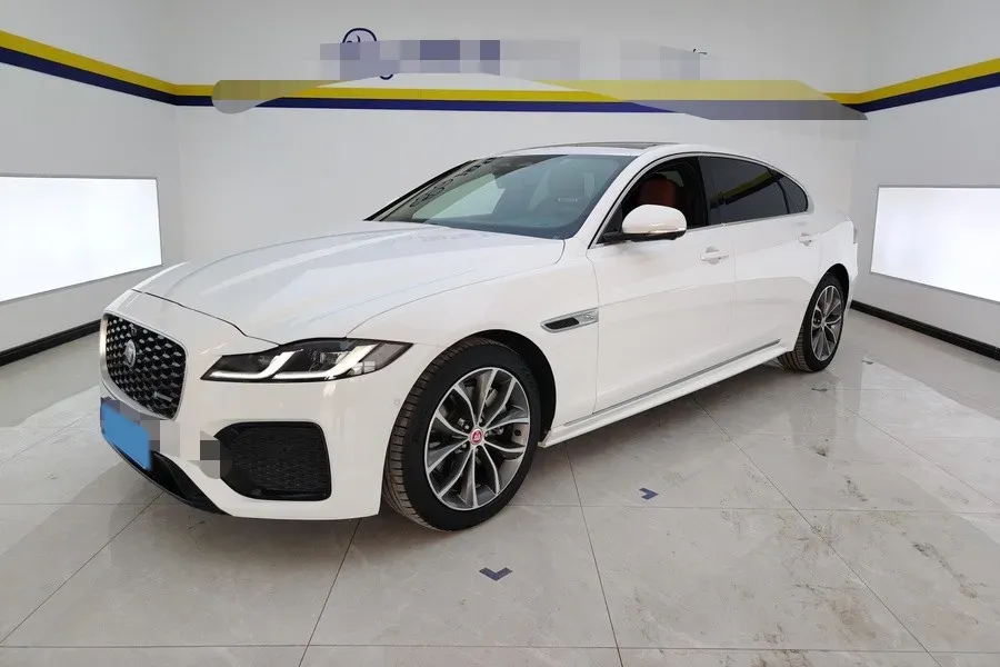 2021 Jaguar XFL 2.0T 250HP L4 8AT,autocango,china used car exporter,china ev exporter,chinese used car exporter,chinese used ev exporter