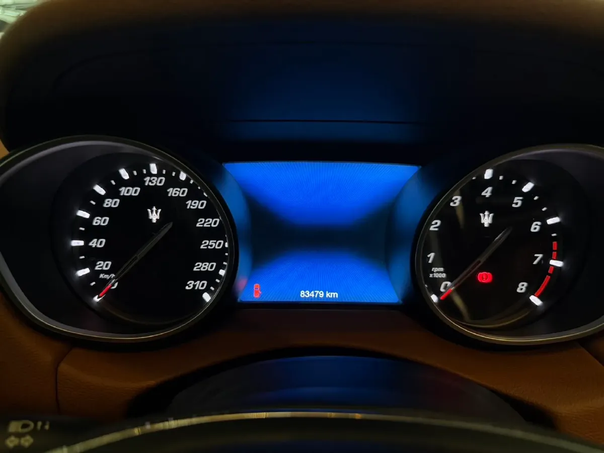 2018 Maserati Levante 3.0T 350HP V6 8AT,autocango,china used car exporter,china ev exporter,chinese used car exporter,chinese used ev exporter