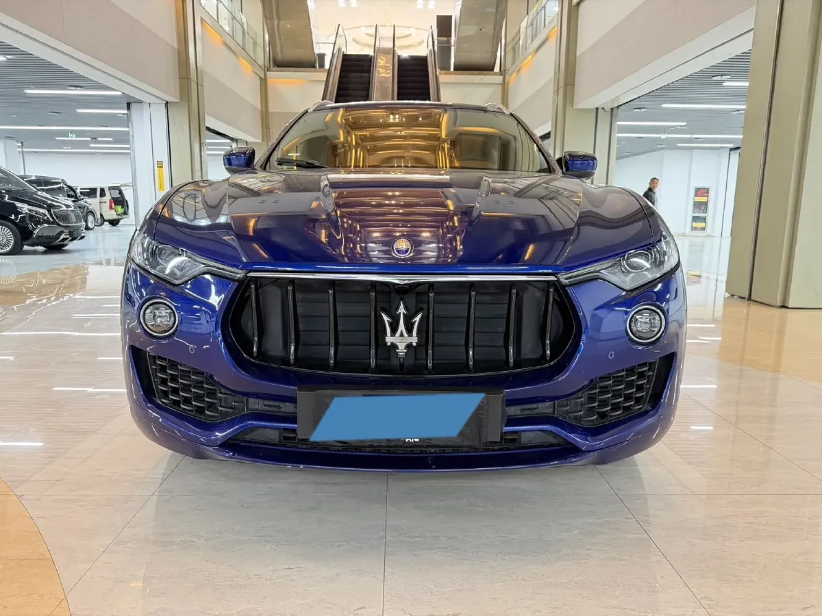 2018 Maserati Levante 3.0T 350HP V6 8AT,autocango,china used car exporter,china ev exporter,chinese used car exporter,chinese used ev exporter