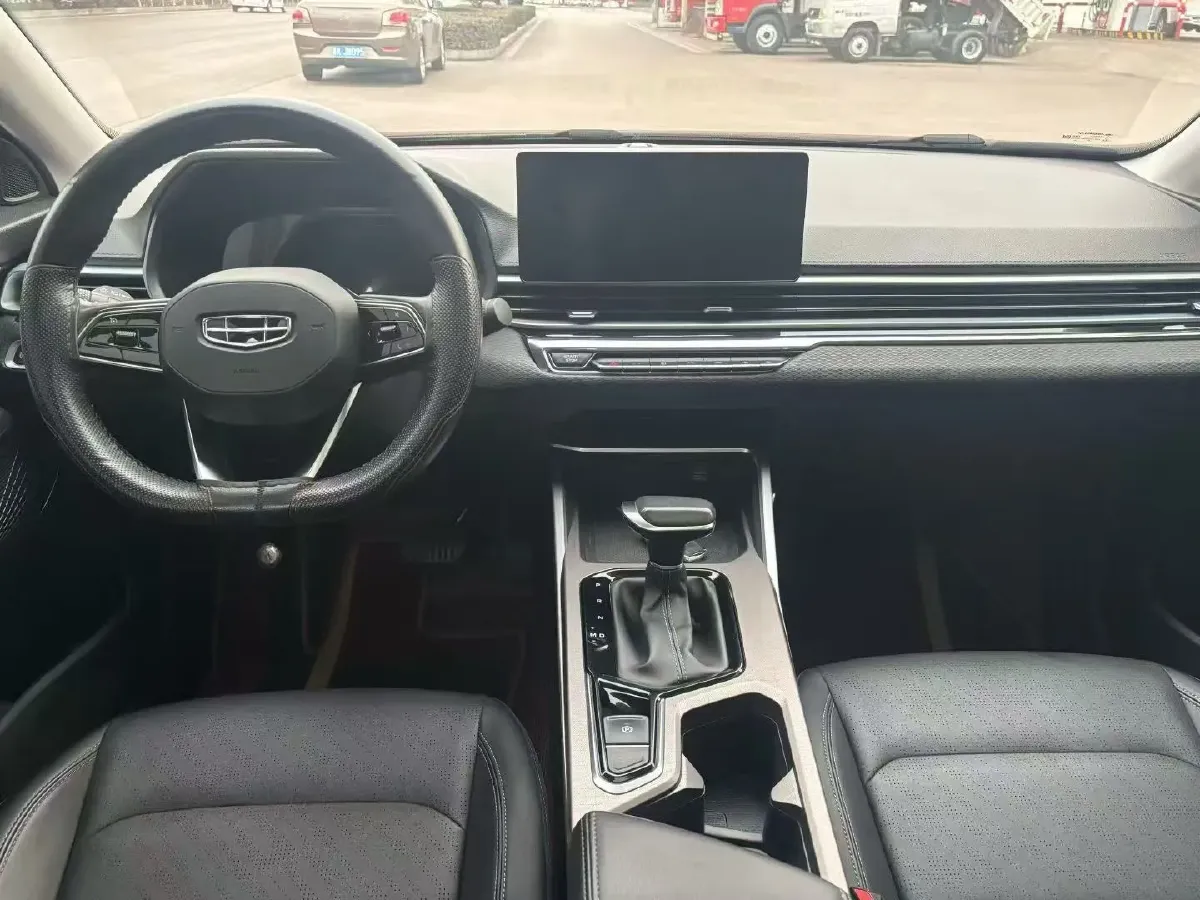 2022 Geely Emgrand 1.5L 114HP L4 CVT,autocango,china used car exporter,china ev exporter,chinese used car exporter,chinese used ev exporter