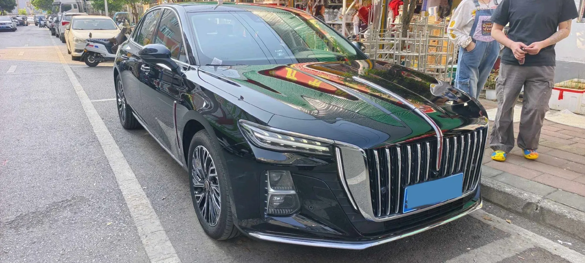 2024 HongQi H5 2.0T 224HP L4 8AT,autocango,china used car exporter,china ev exporter,chinese used car exporter,chinese used ev exporter
