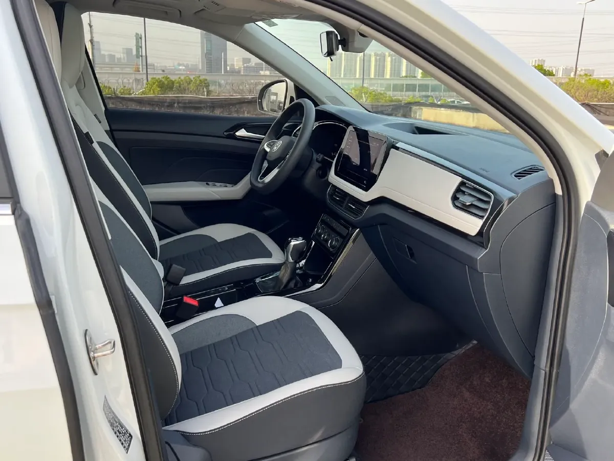 2025 Volkswagen Tharu 1.5L 110HP L4 6AT,autocango,china used car exporter,china ev exporter,chinese used car exporter,chinese used ev exporter