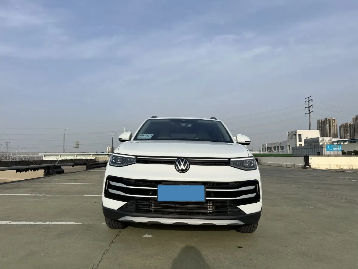 2025 Volkswagen Tharu 1.5L 110HP L4 6AT,autocango,china used car exporter,china ev exporter,chinese used car exporter,chinese used ev exporter