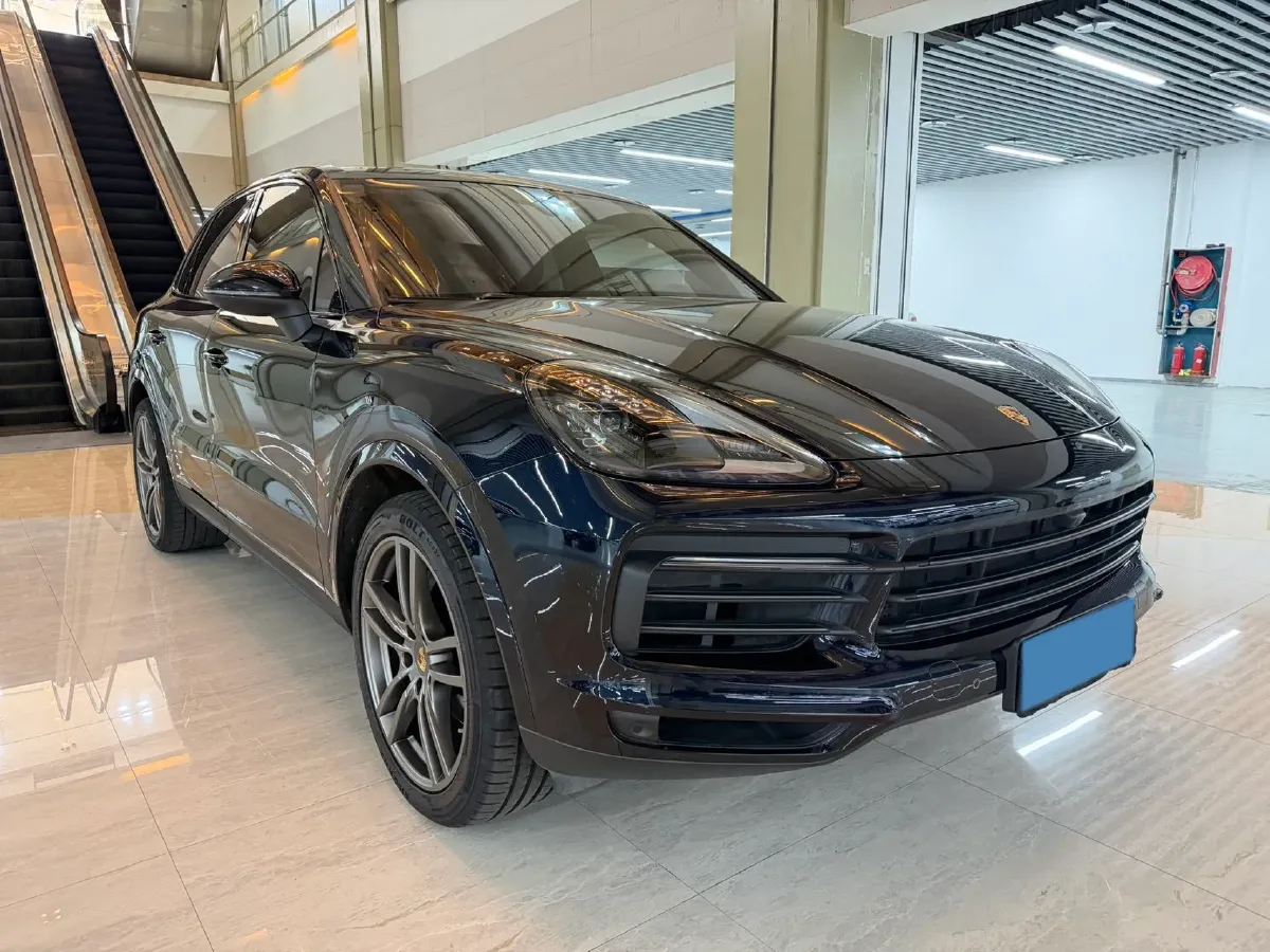 2023 Porsche Cayenne 3.0T 340HP V6 8AT,autocango,china used car exporter,china ev exporter,chinese used car exporter,chinese used ev exporter