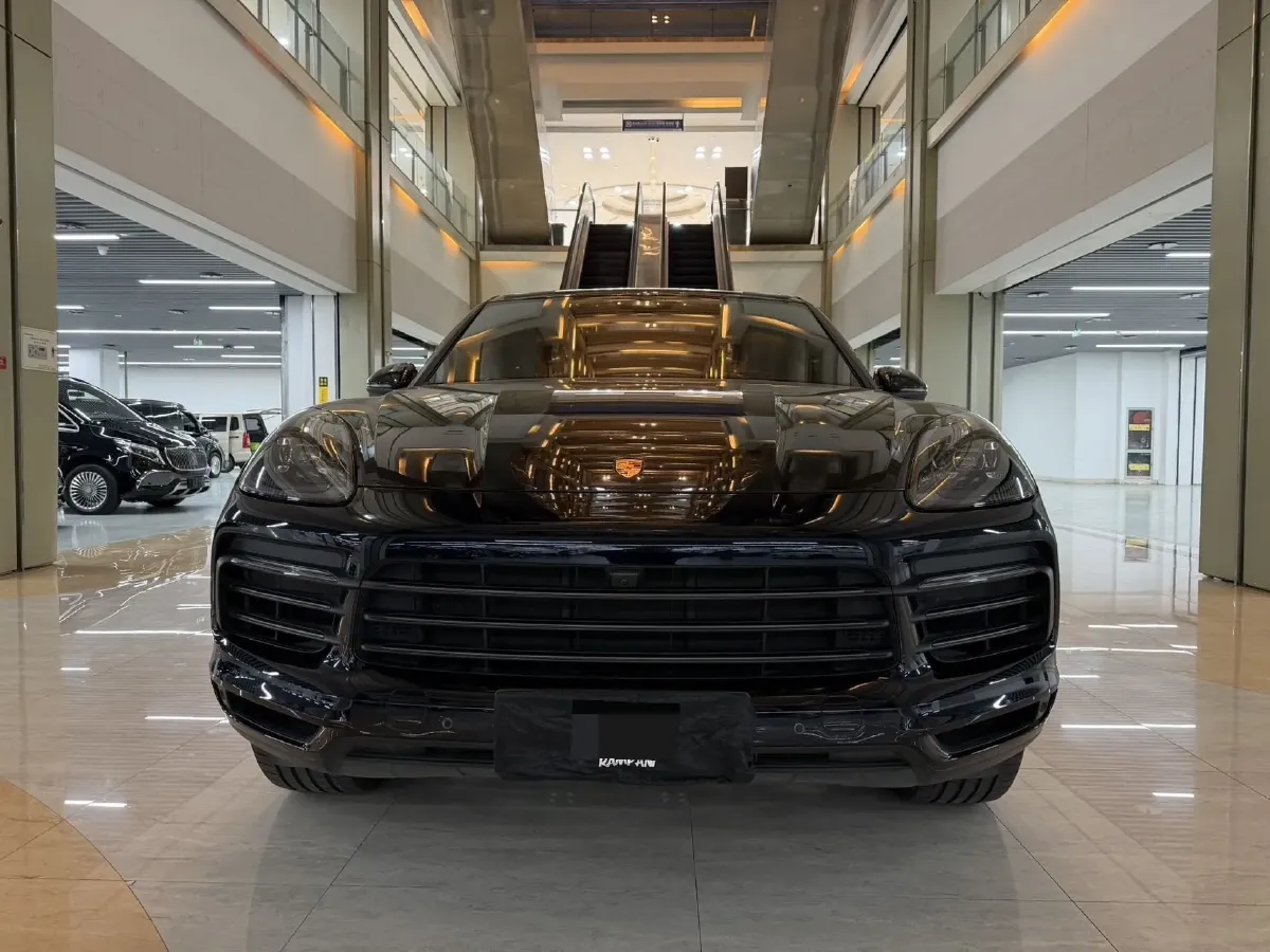 2023 Porsche Cayenne 3.0T 340HP V6 8AT,autocango,china used car exporter,china ev exporter,chinese used car exporter,chinese used ev exporter