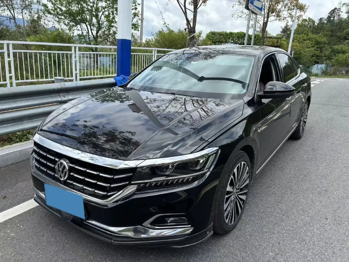 2019 Volvo V40 1.5T 152HP L4 6AT,autocango,china used car exporter,china ev exporter,chinese used car exporter,chinese used ev exporter