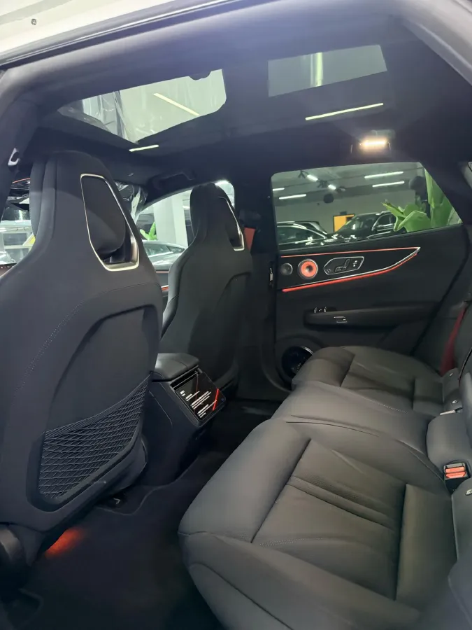 2026 Zeekr 001 BEV,autocango,china used car exporter,china ev exporter,chinese used car exporter,chinese used ev exporter