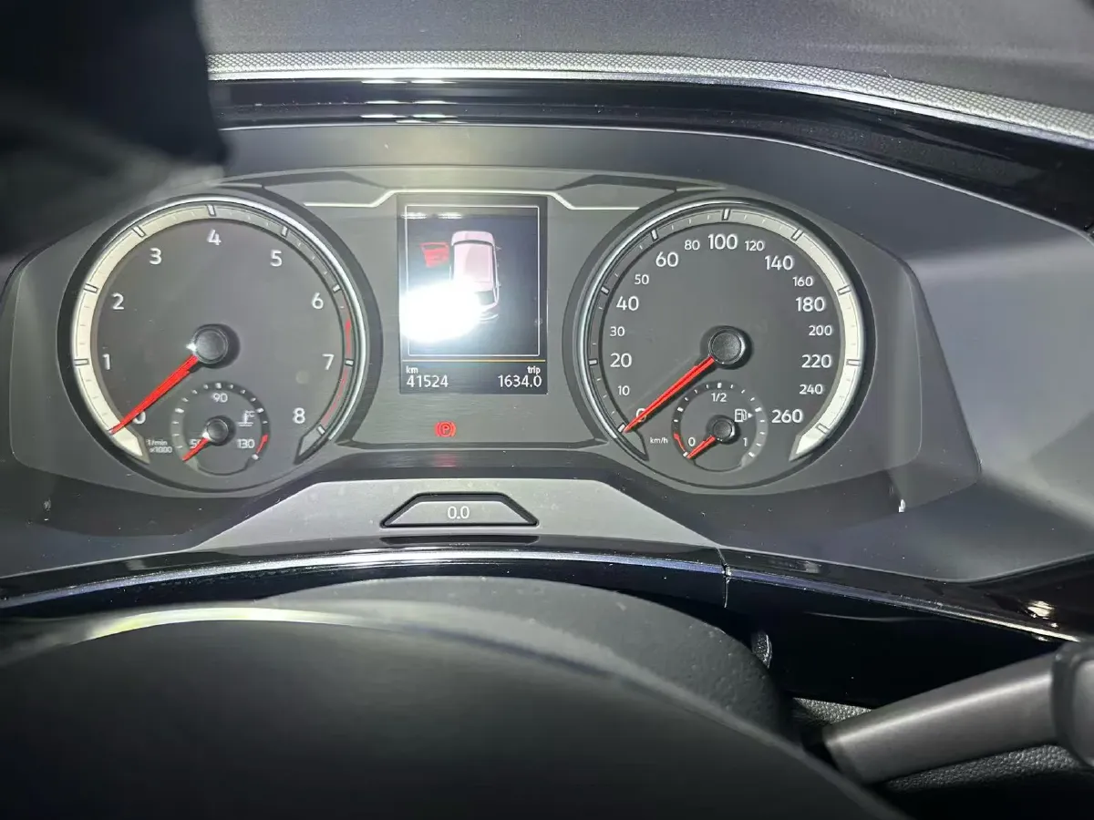 2019 Jeep Cherokee 2.0T 234HP L4 9AT,autocango,china used car exporter,china ev exporter,chinese used car exporter,chinese used ev exporter