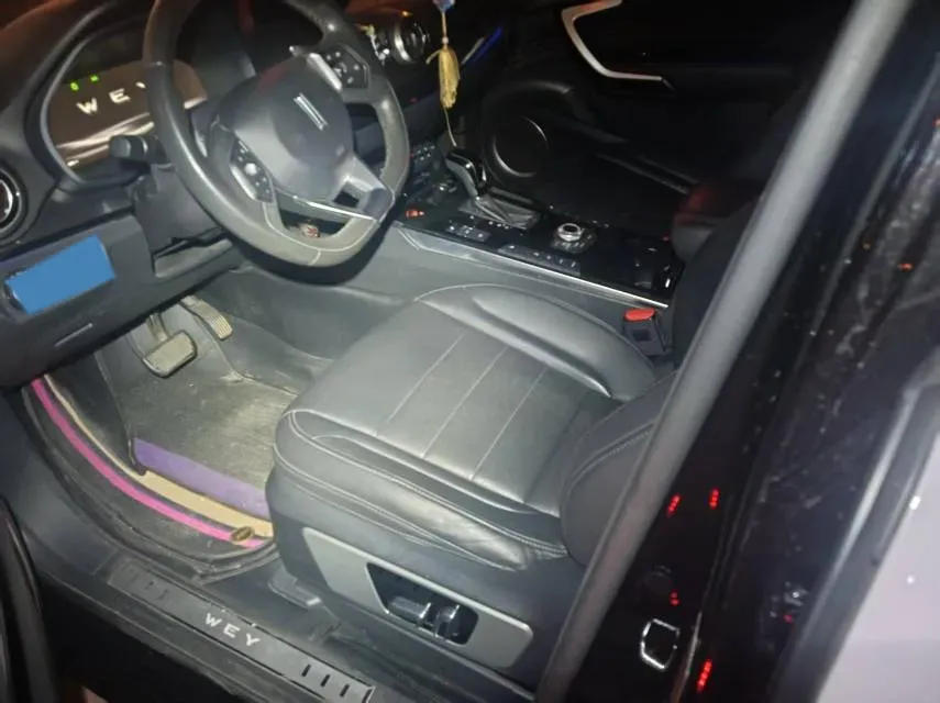 2017 WEY VV7 2.0T 234HP L4 7DCT,autocango,china used car exporter,china ev exporter,chinese used car exporter,chinese used ev exporter