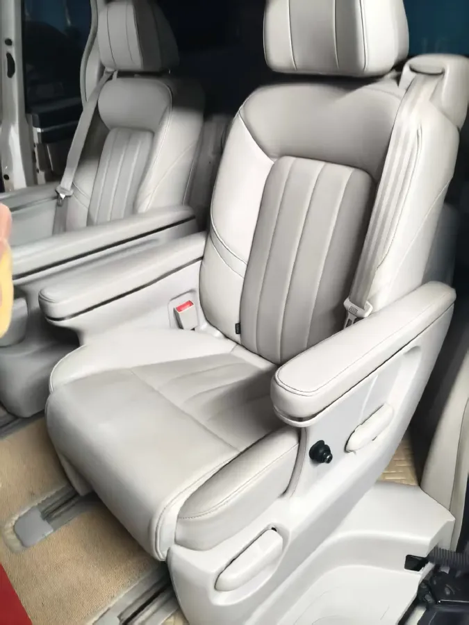 2018 GAC Trumpchi M8 2.0T 201HP L4 6AT,autocango,china used car exporter,china ev exporter,chinese used car exporter,chinese used ev exporter