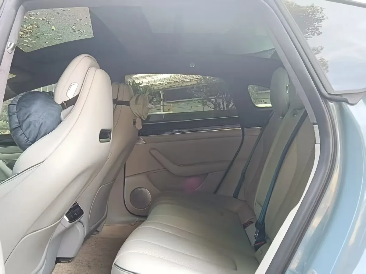 2025 Luxeed S7 BEV 100KWH,autocango,china used car exporter,china ev exporter,chinese used car exporter,chinese used ev exporter