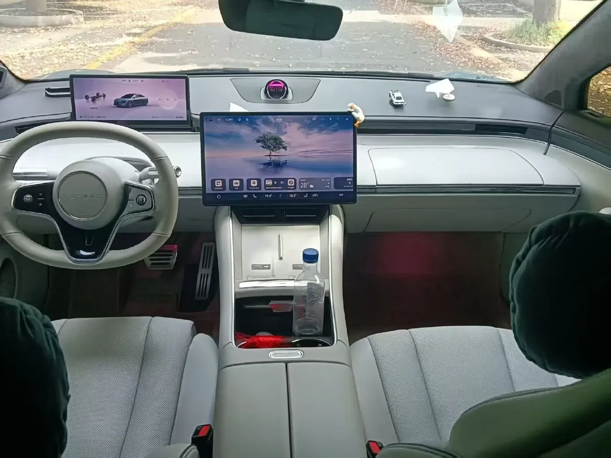 2025 Luxeed S7 BEV 100KWH,autocango,china used car exporter,china ev exporter,chinese used car exporter,chinese used ev exporter