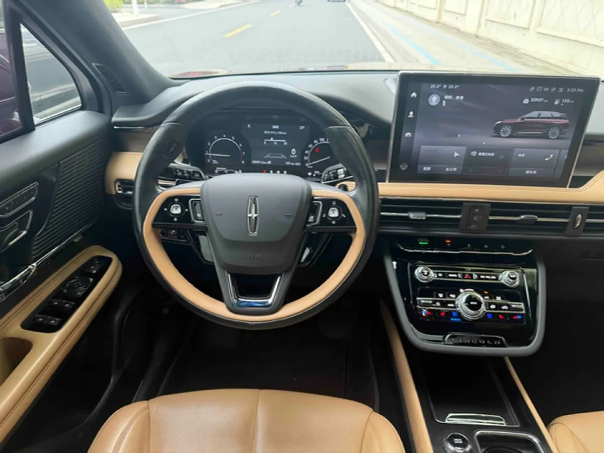 2021 Lincoln Corsair 2.0T 245HP L4 8AT,autocango,china used car exporter,china ev exporter,chinese used car exporter,chinese used ev exporter