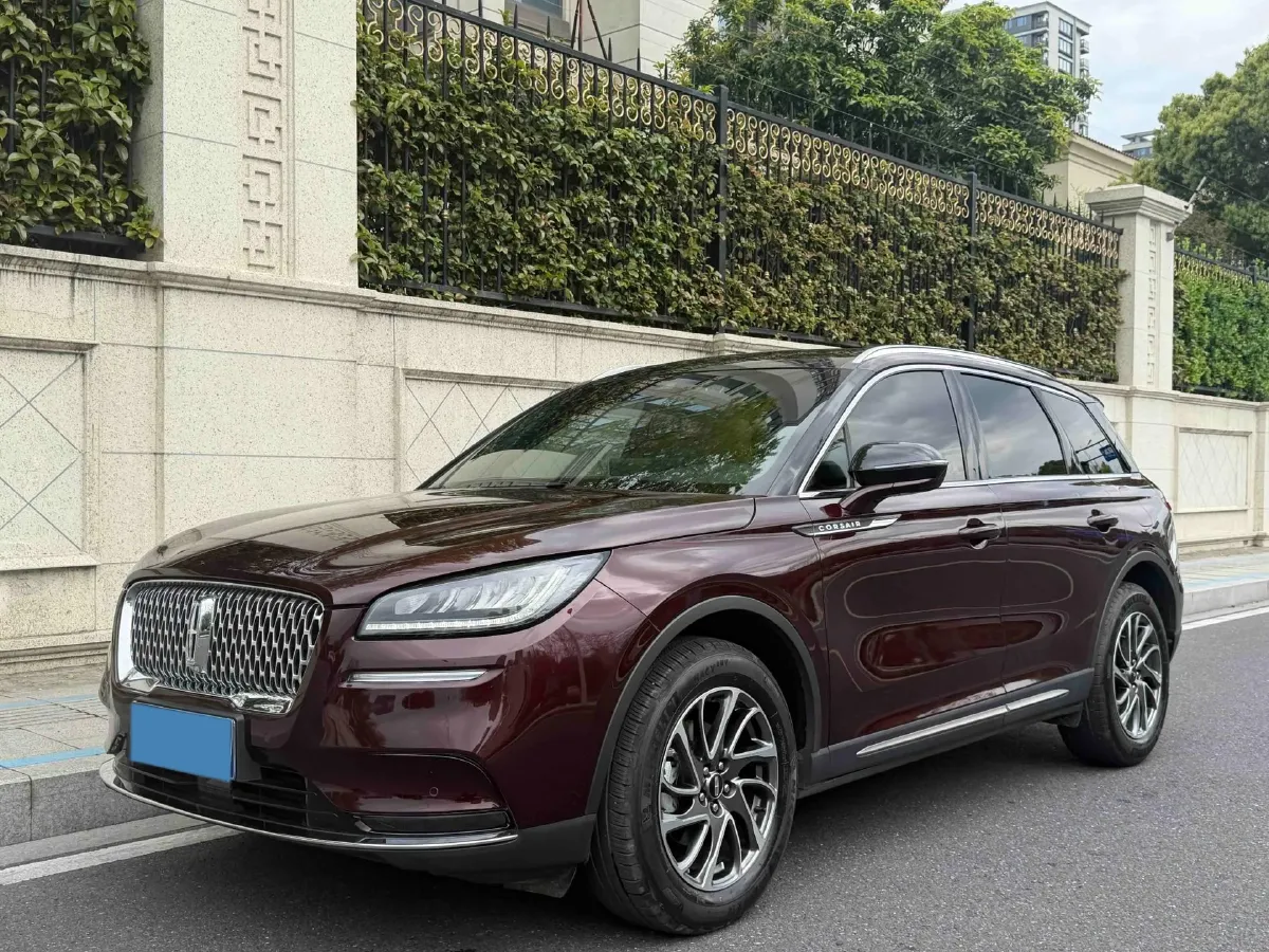 2021 Lincoln Corsair 2.0T 245HP L4 8AT,autocango,china used car exporter,china ev exporter,chinese used car exporter,chinese used ev exporter