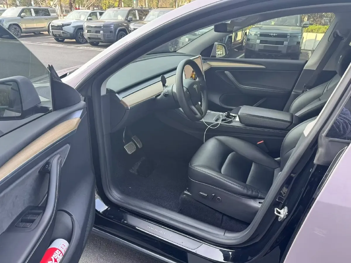 2022 Tesla Model Y BEV 60KWH,autocango,china used car exporter,china ev exporter,chinese used car exporter,chinese used ev exporter