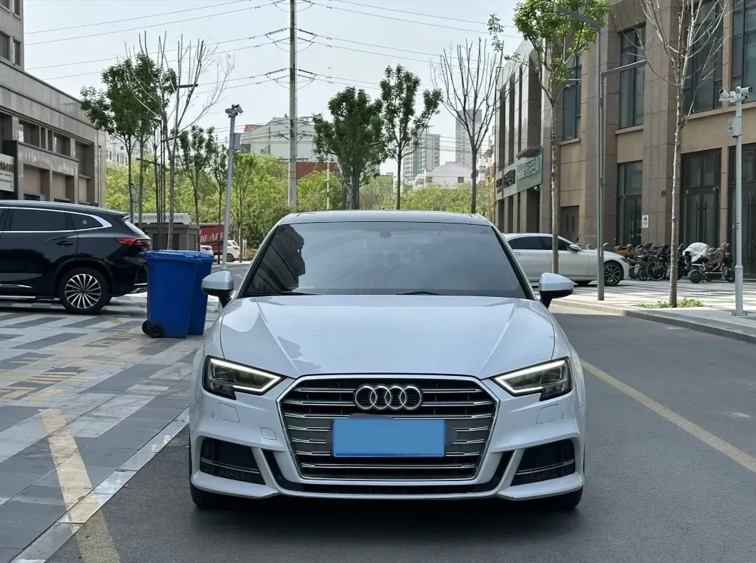 2020 Audi A3 1.4T 150HP L4 7DCT,autocango,china used car exporter,china ev exporter,chinese used car exporter,chinese used ev exporter