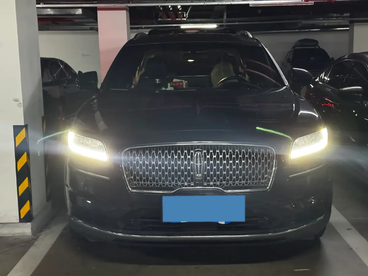 2021 Lincoln Nautilus 2.0T 245HP L4 8AT,autocango,china used car exporter,china ev exporter,chinese used car exporter,chinese used ev exporter