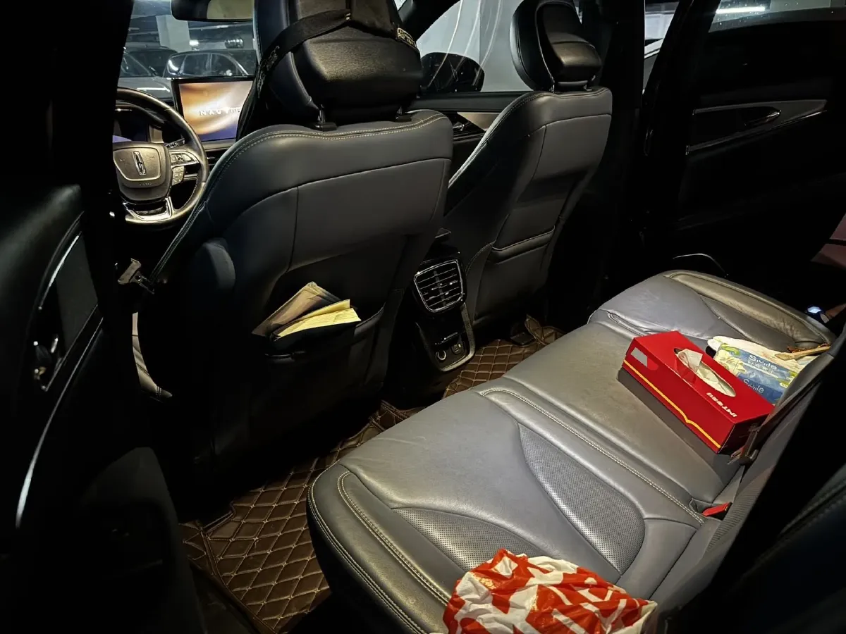 2021 Lincoln Nautilus 2.0T 245HP L4 8AT,autocango,china used car exporter,china ev exporter,chinese used car exporter,chinese used ev exporter