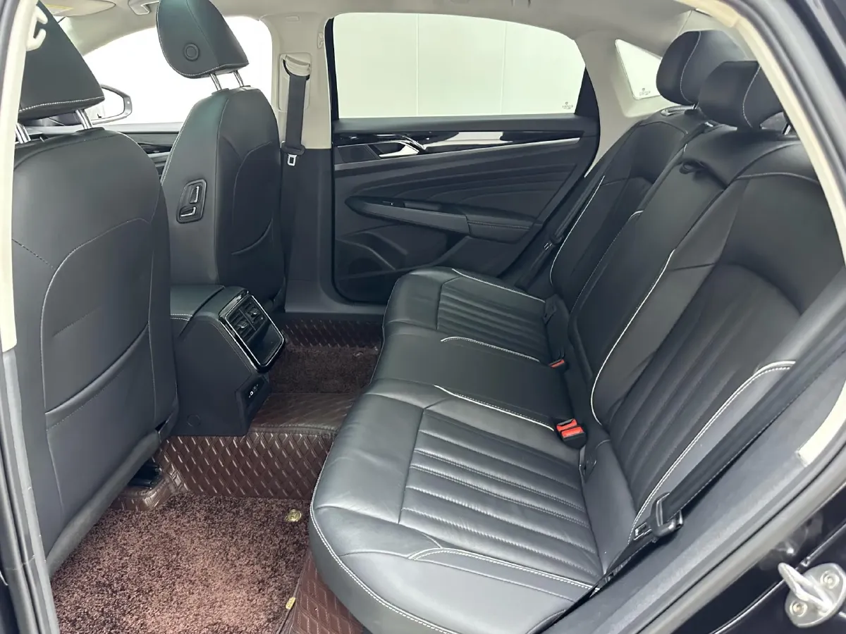 2022 Skoda Kodiak GT 2.0T 186HP L4 7DCT,autocango,china used car exporter,china ev exporter,chinese used car exporter,chinese used ev exporter