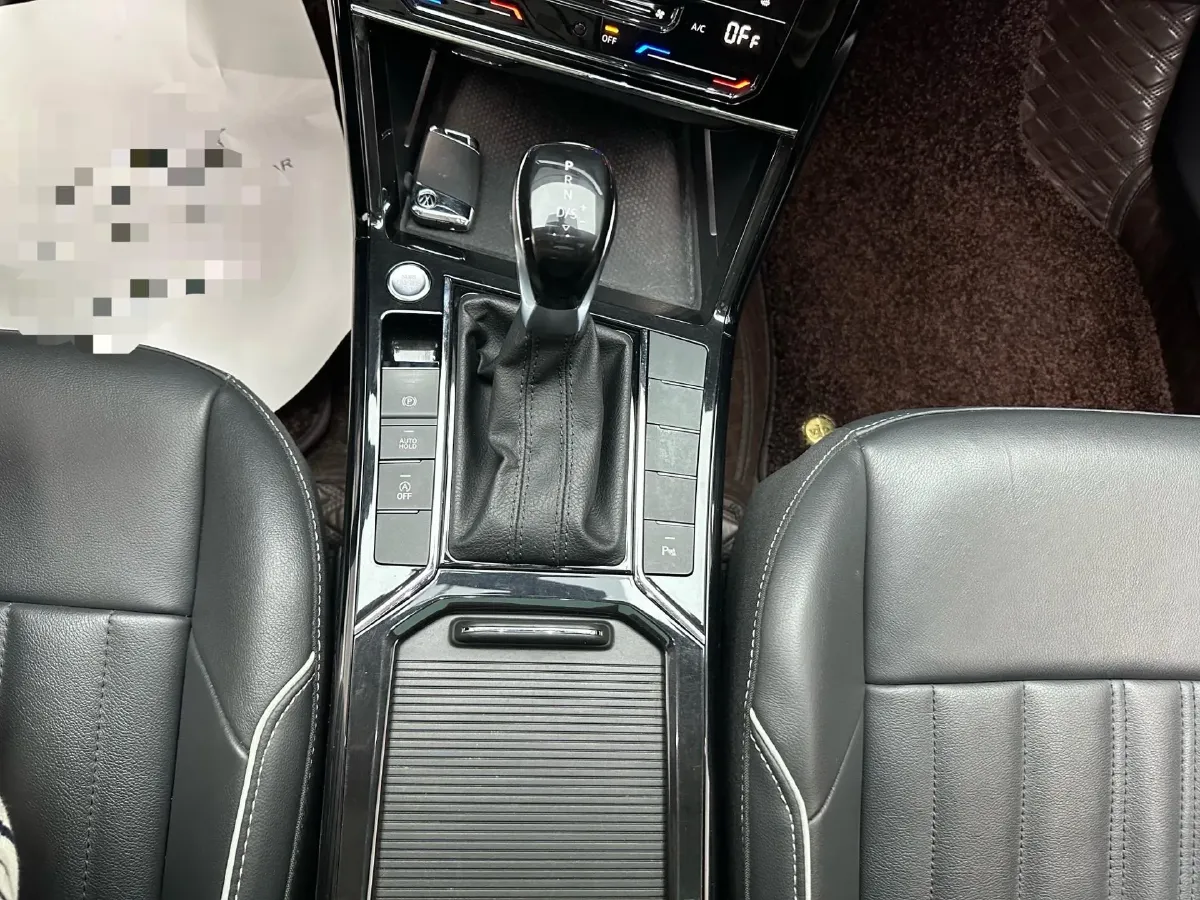 2022 Skoda Kodiak GT 2.0T 186HP L4 7DCT,autocango,china used car exporter,china ev exporter,chinese used car exporter,chinese used ev exporter