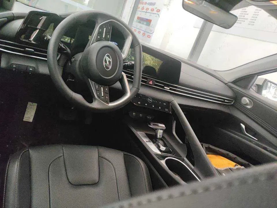 2022 Hyundai Elantra 1.5L 115HP L4 CVT,autocango,china used car exporter,china ev exporter,chinese used car exporter,chinese used ev exporter