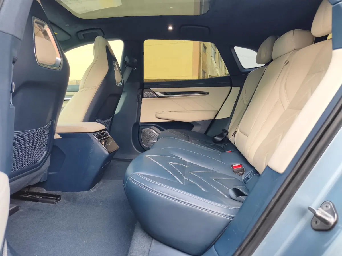 2022 Zeekr 001 BEV 100KWH,autocango,china used car exporter,china ev exporter,chinese used car exporter,chinese used ev exporter