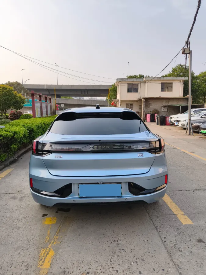 2022 Zeekr 001 BEV 100KWH,autocango,china used car exporter,china ev exporter,chinese used car exporter,chinese used ev exporter