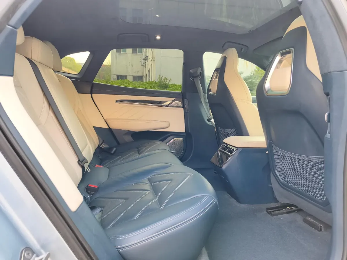 2022 Zeekr 001 BEV 100KWH,autocango,china used car exporter,china ev exporter,chinese used car exporter,chinese used ev exporter