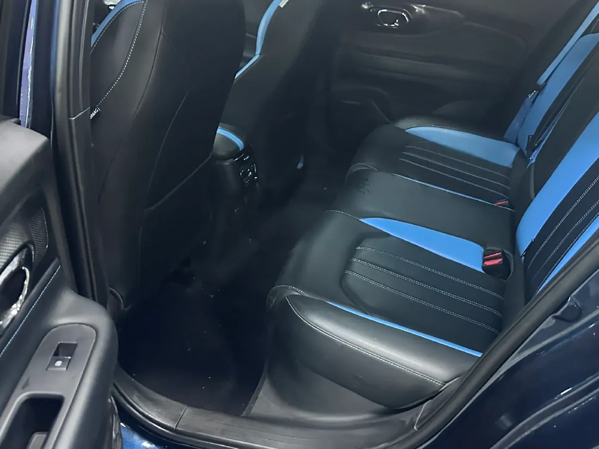 2023 GAC Trumpchi Empow 1.5T 177HP L4 7DCT,autocango,china used car exporter,china ev exporter,chinese used car exporter,chinese used ev exporter