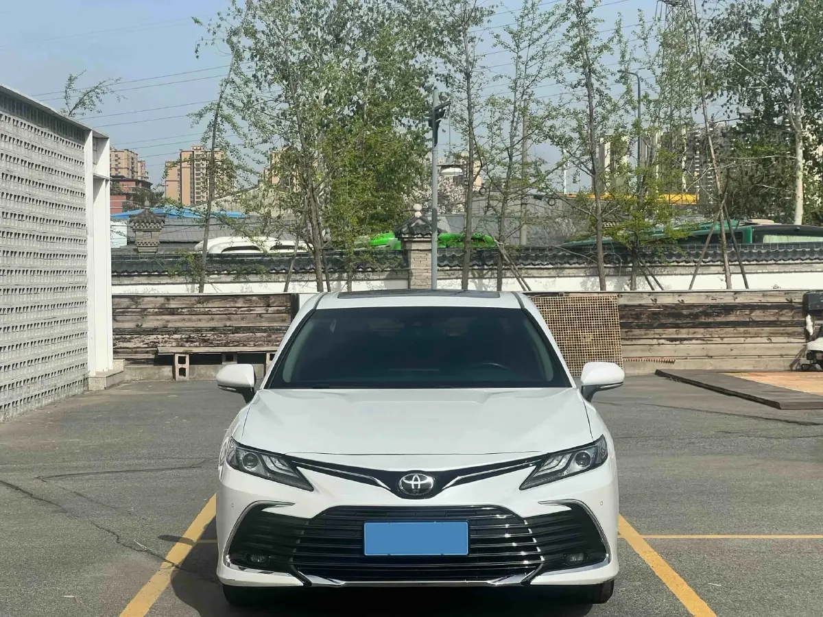 2023 Toyota Camry 2.0L 177HP L4 CVT,autocango,china used car exporter,china ev exporter,chinese used car exporter,chinese used ev exporter