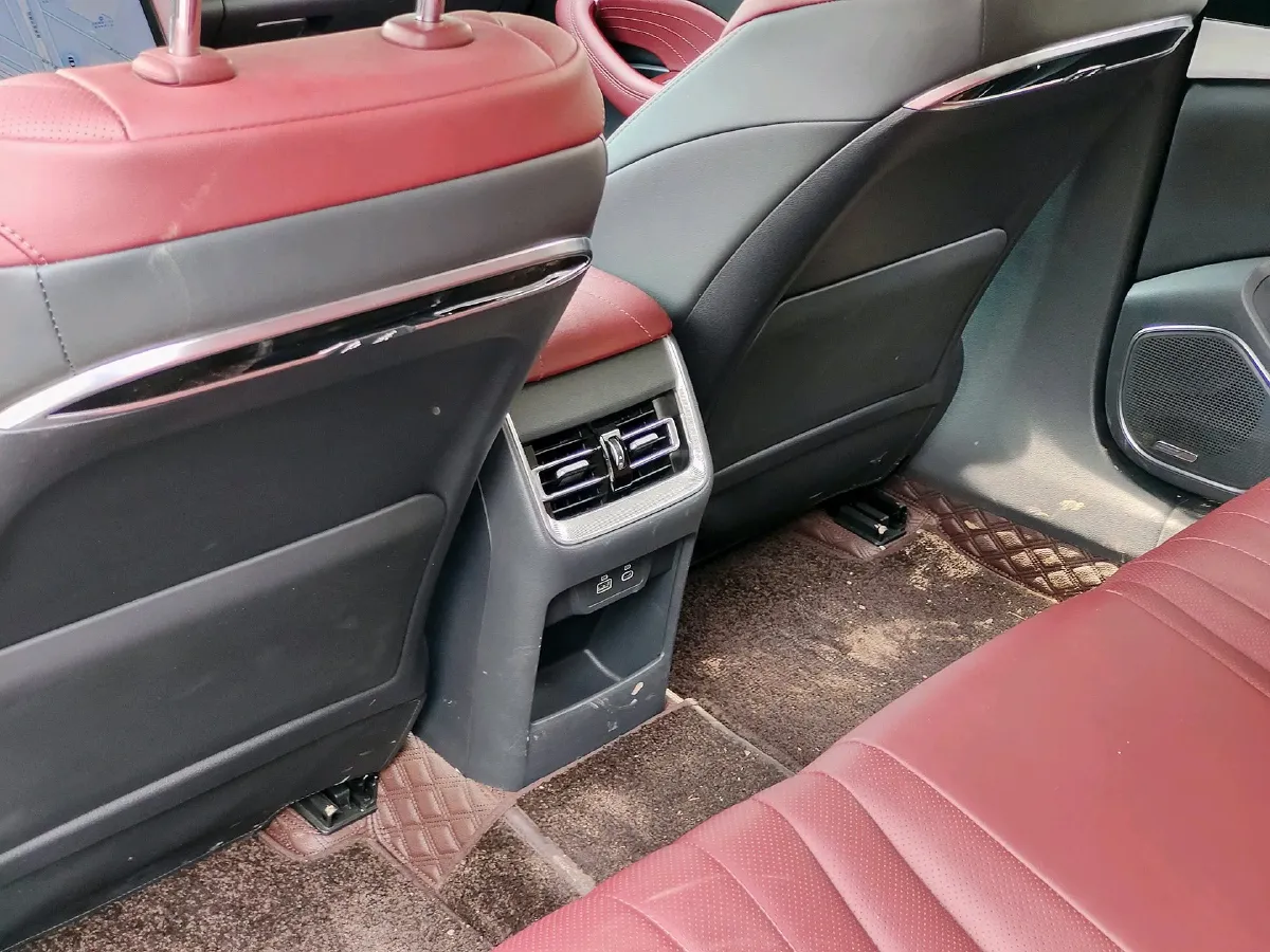 2025 HongQi H5 1.5T 169HP L4 7DCT,autocango,china used car exporter,china ev exporter,chinese used car exporter,chinese used ev exporter