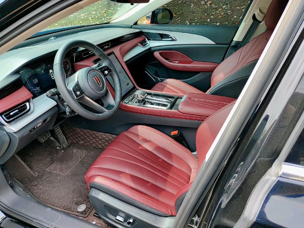 2025 HongQi H5 1.5T 169HP L4 7DCT,autocango,china used car exporter,china ev exporter,chinese used car exporter,chinese used ev exporter