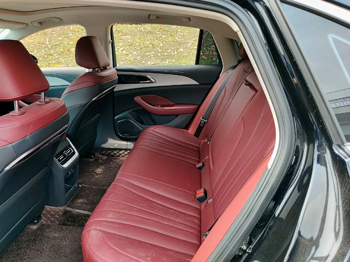 2025 HongQi H5 1.5T 169HP L4 7DCT,autocango,china used car exporter,china ev exporter,chinese used car exporter,chinese used ev exporter