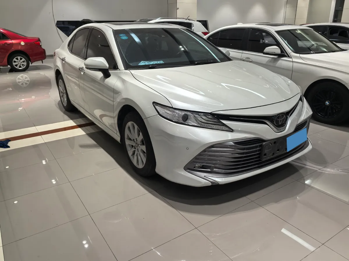 2019 Toyota Camry 2.0L 178HP L4 CVT,autocango,china used car exporter,china ev exporter,chinese used car exporter,chinese used ev exporter