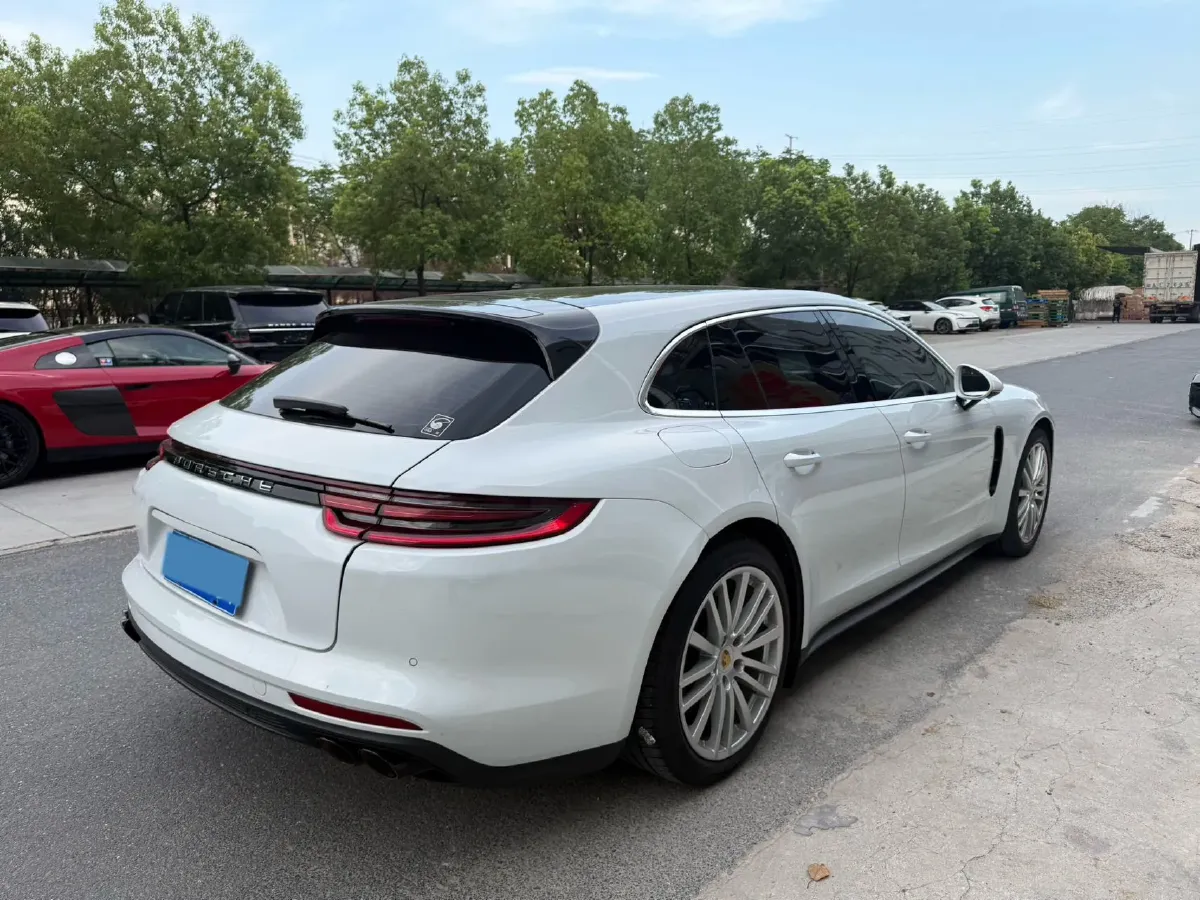2019 Porsche Panamera 2.9T 330HP V6 8DCT,autocango,china used car exporter,china ev exporter,chinese used car exporter,chinese used ev exporter