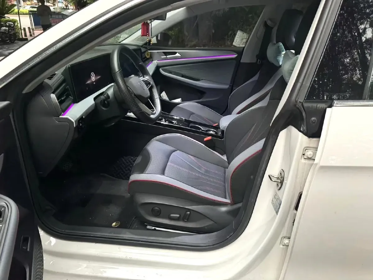 2022 Volkswagen Lavida 1.4T 150HP L4 7DCT,autocango,china used car exporter,china ev exporter,chinese used car exporter,chinese used ev exporter