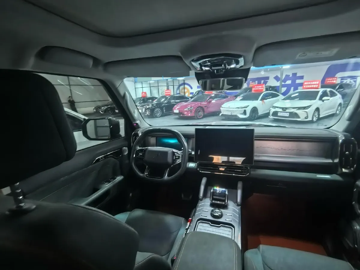 2023 Jetour Traveller 2.0T 254HP L4 8AT,autocango,china used car exporter,china ev exporter,chinese used car exporter,chinese used ev exporter