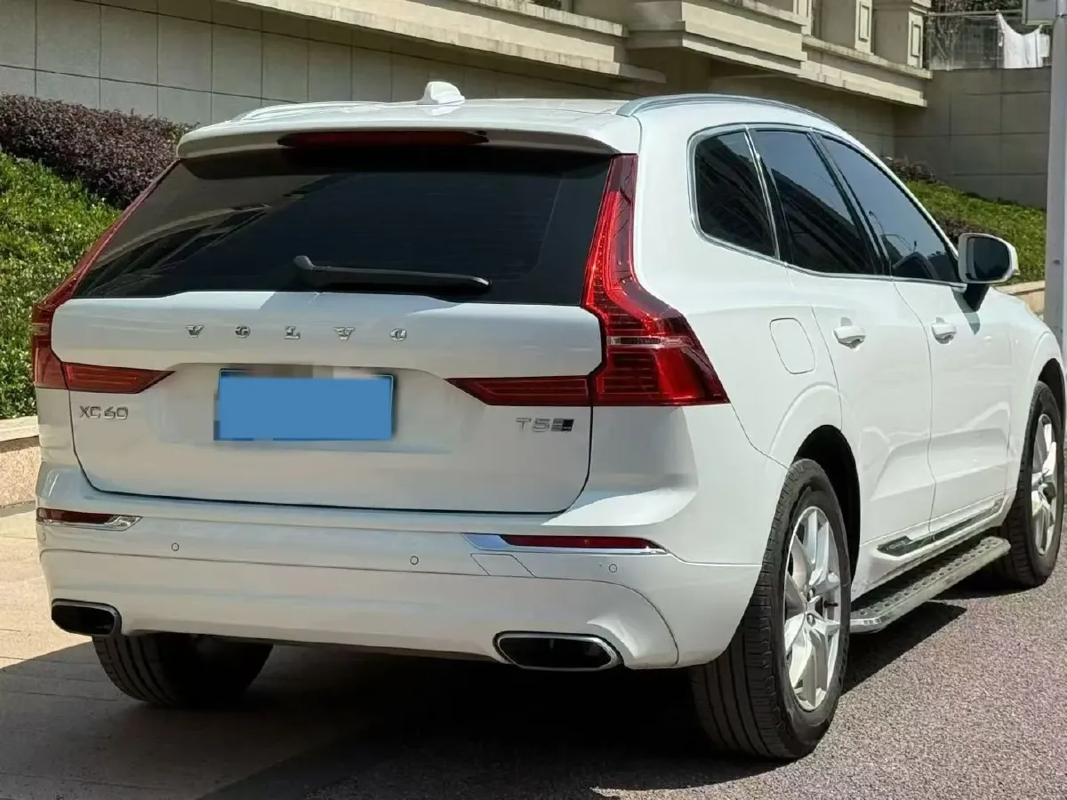 2020 Volvo XC60 2.0T 254HP L4 8AT,autocango,china used car exporter,china ev exporter,chinese used car exporter,chinese used ev exporter