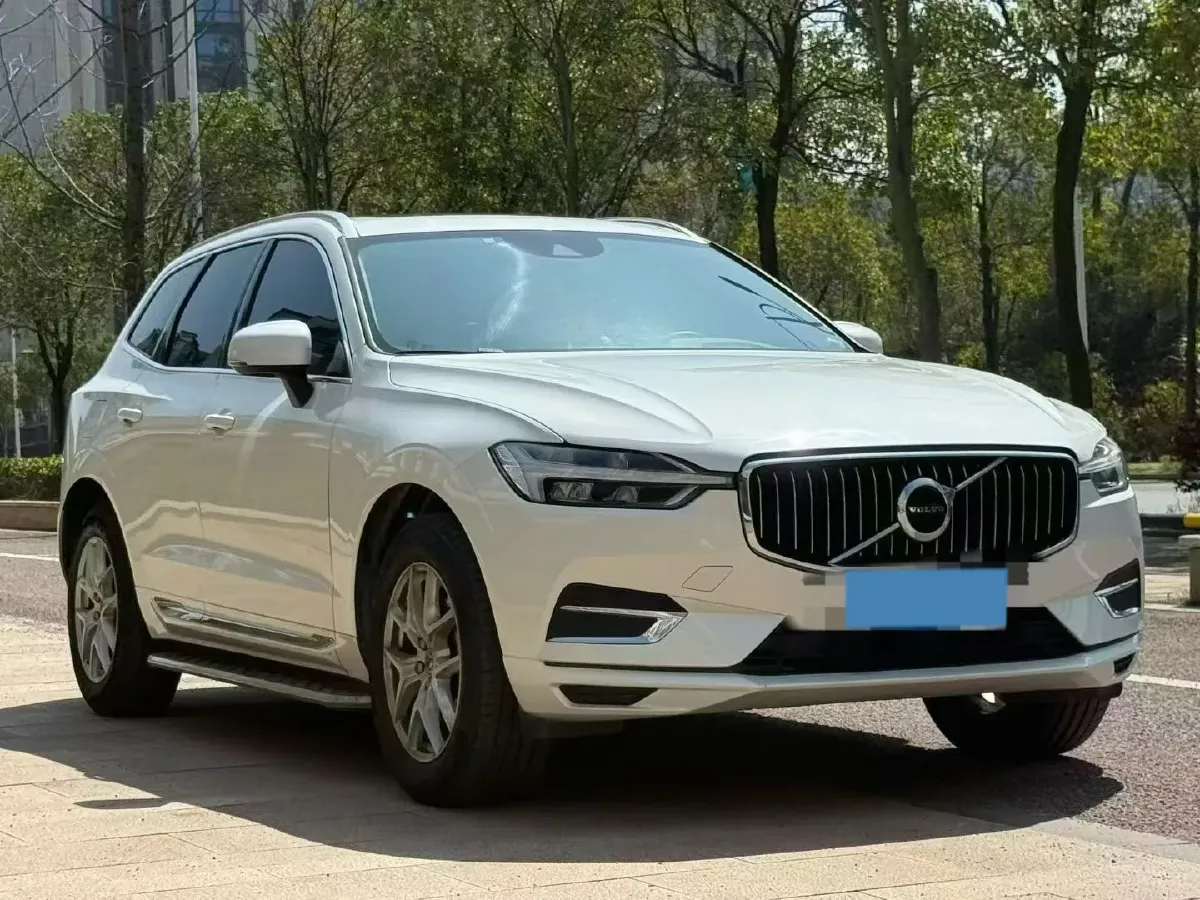 2020 Volvo XC60 2.0T 254HP L4 8AT,autocango,china used car exporter,china ev exporter,chinese used car exporter,chinese used ev exporter