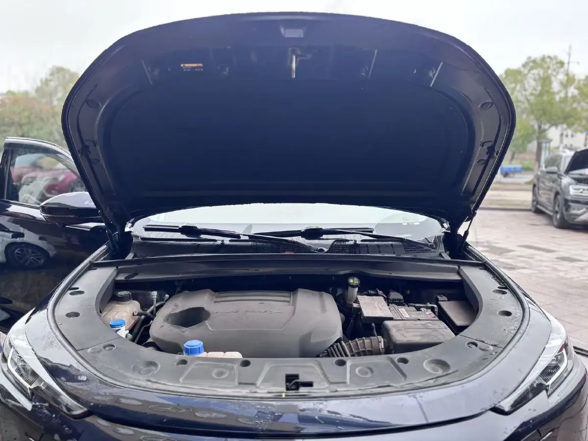 2021 ChangAn UNI-K 2.0T 233HP L4 8AT,autocango,china used car exporter,china ev exporter,chinese used car exporter,chinese used ev exporter