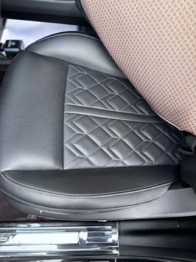 2021 ChangAn UNI-K 2.0T 233HP L4 8AT,autocango,china used car exporter,china ev exporter,chinese used car exporter,chinese used ev exporter