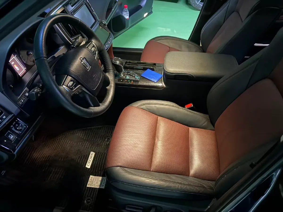 2018 Toyota Highlander 2.0T 220HP L4 6AT,autocango,china used car exporter,china ev exporter,chinese used car exporter,chinese used ev exporter