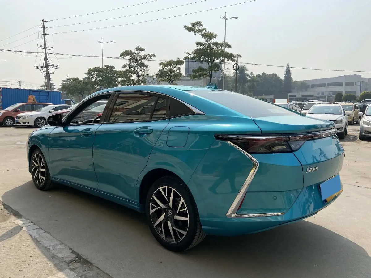 2020 DongFeng Aeolus YiXuan 1.5T 150HP L4 6DCT,autocango,china used car exporter,china ev exporter,chinese used car exporter,chinese used ev exporter