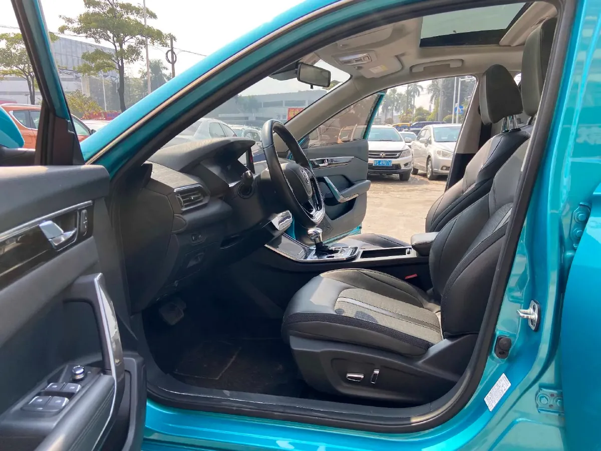 2020 DongFeng Aeolus YiXuan 1.5T 150HP L4 6DCT,autocango,china used car exporter,china ev exporter,chinese used car exporter,chinese used ev exporter