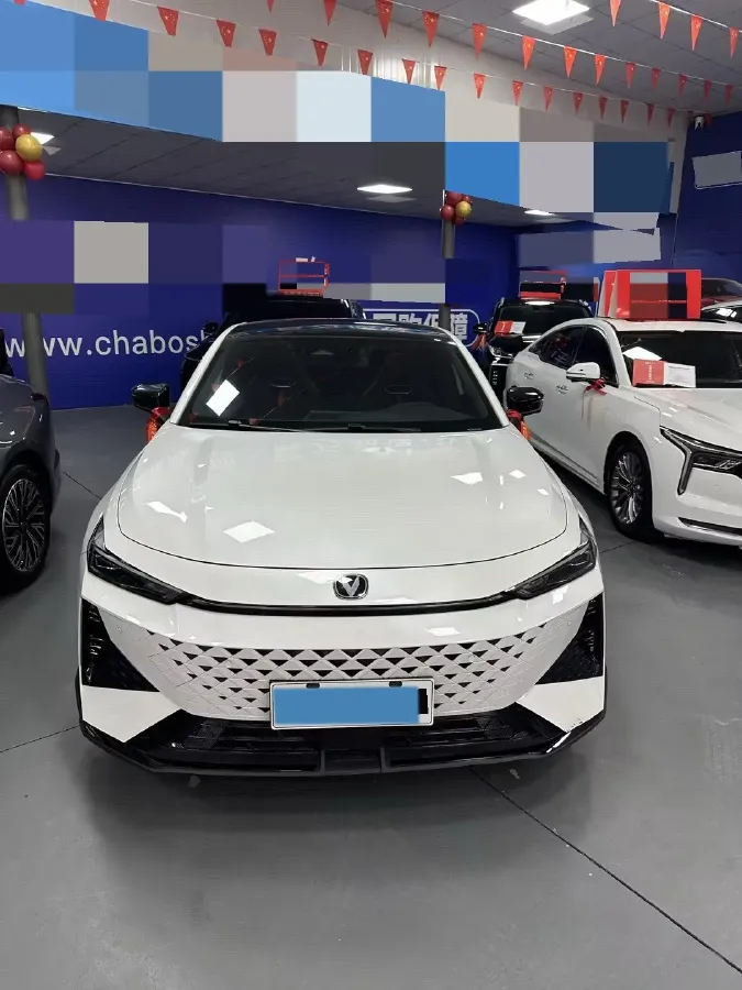 2024 ChangAn UNI-V 1.5T 188HP L4 7DCT,autocango,china used car exporter,china ev exporter,chinese used car exporter,chinese used ev exporter