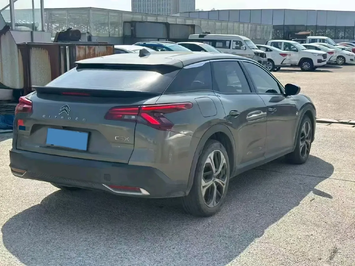 2022 Citroen C5 X 1.6T 175HP L4 8AT,autocango,china used car exporter,china ev exporter,chinese used car exporter,chinese used ev exporter