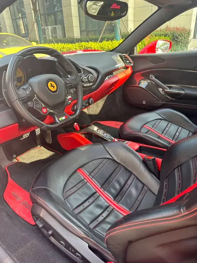 2015 Ferrari 488 3.9T 670HP V8 7DCT,autocango,china used car exporter,china ev exporter,chinese used car exporter,chinese used ev exporter