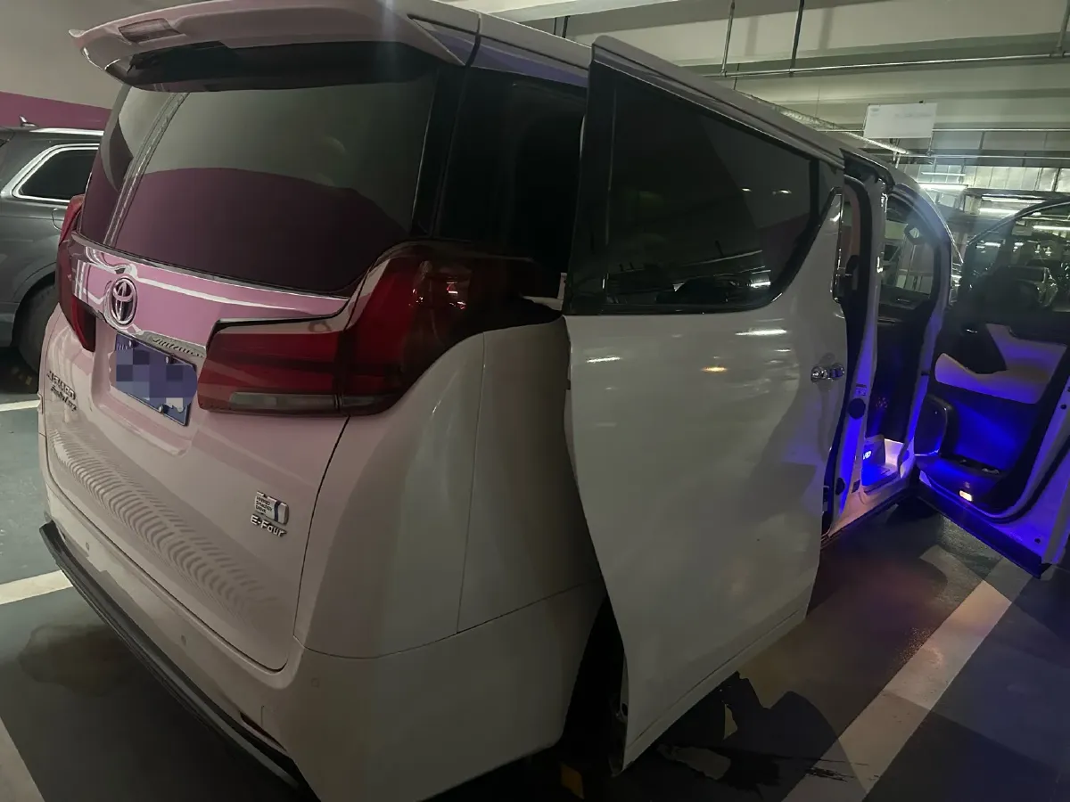 2021 Toyota Alphard 2.5L 117HP L4 E-CVT Hybrid,autocango,china used car exporter,china ev exporter,chinese used car exporter,chinese used ev exporter