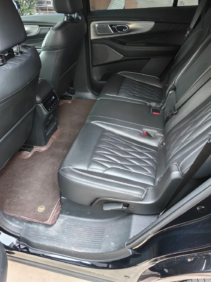 2024 GAC Trumpchi GS8 2.0T 252HP L4 8AT,autocango,china used car exporter,china ev exporter,chinese used car exporter,chinese used ev exporter